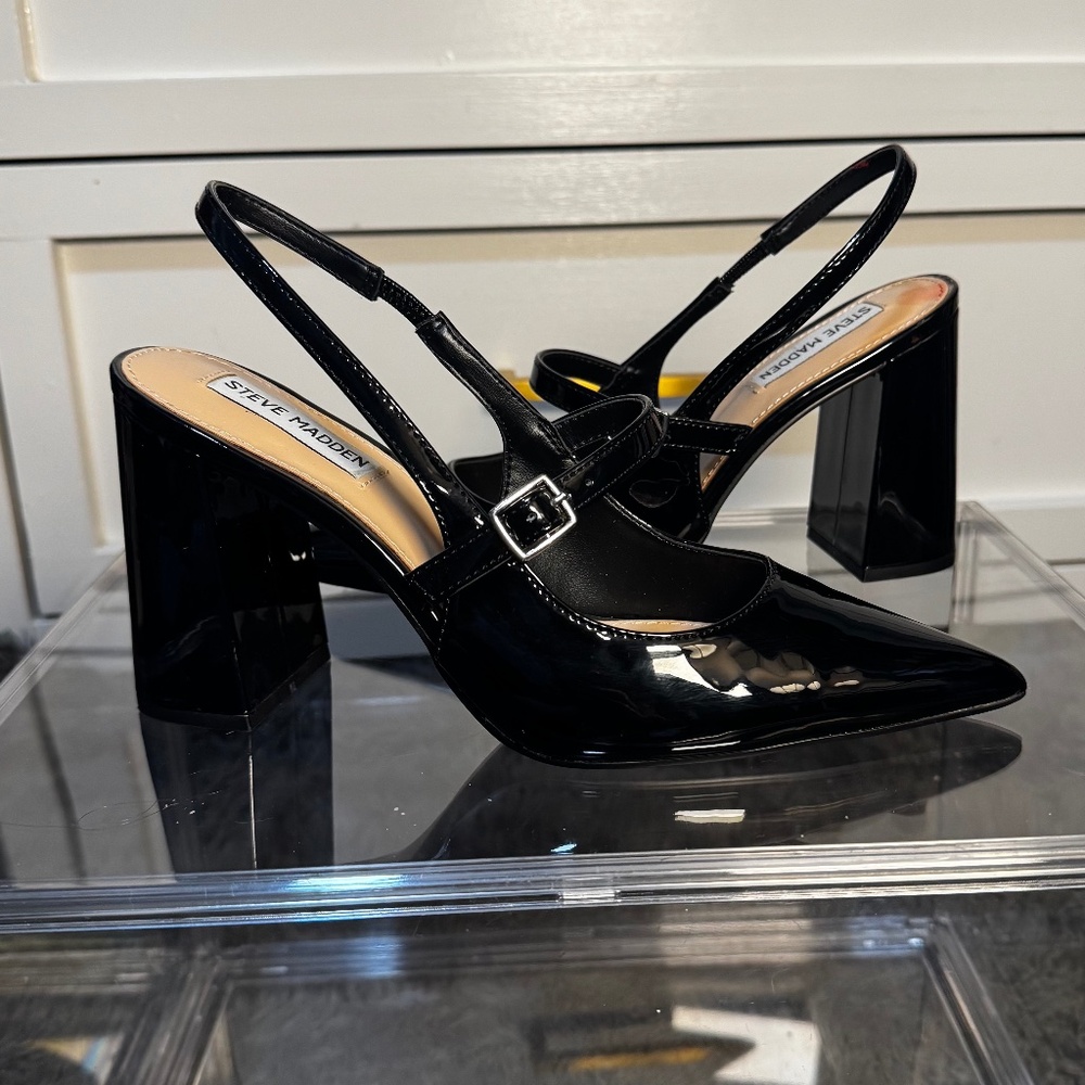 Steve Madden Black Patent Slingback Block Heels – Never Worn
